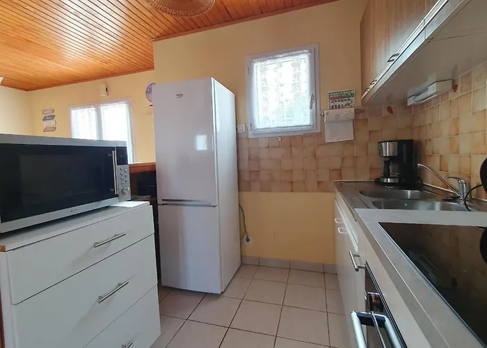 Vakantiehuis Maison De Au Calme - Animaux Admis - Fr-1-476-228 *